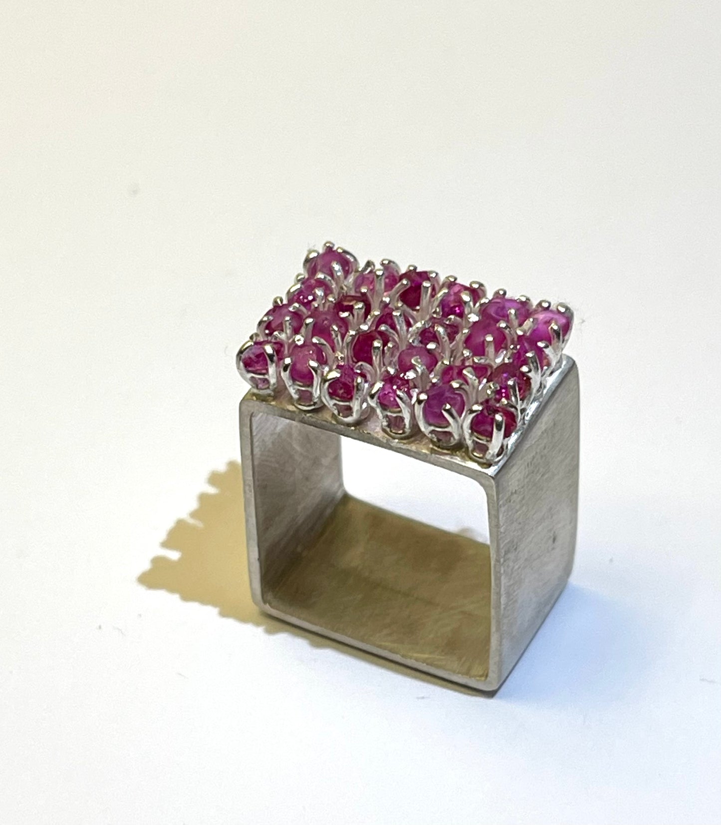 BRISE' Ring Raw Rubies