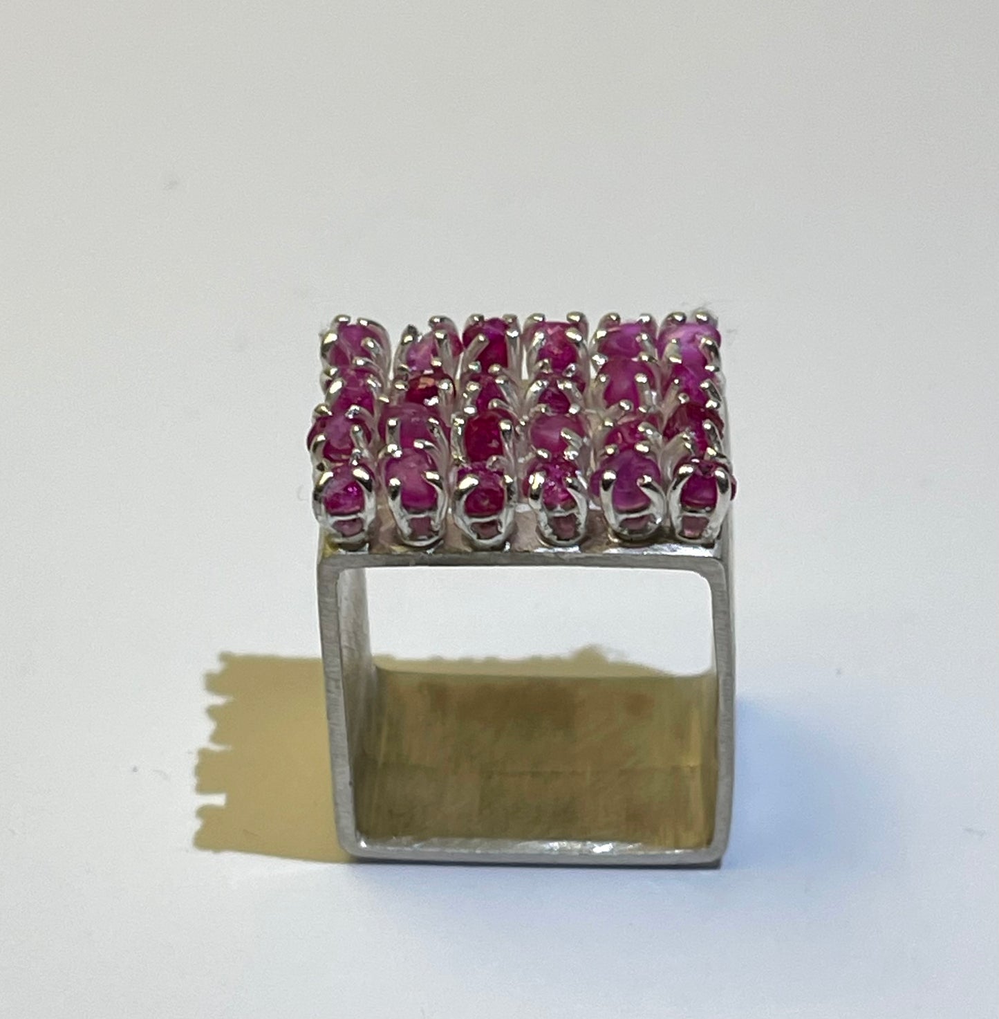 BRISE' Ring Raw Rubies