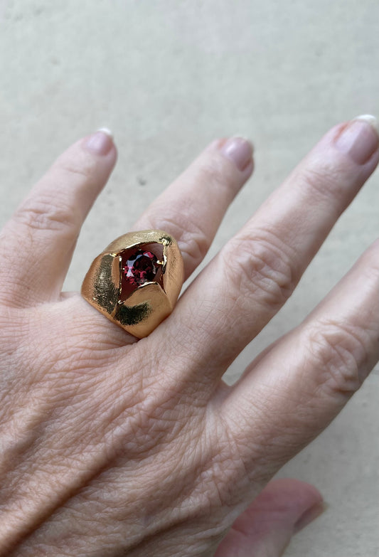 Anello Mughetto Granato