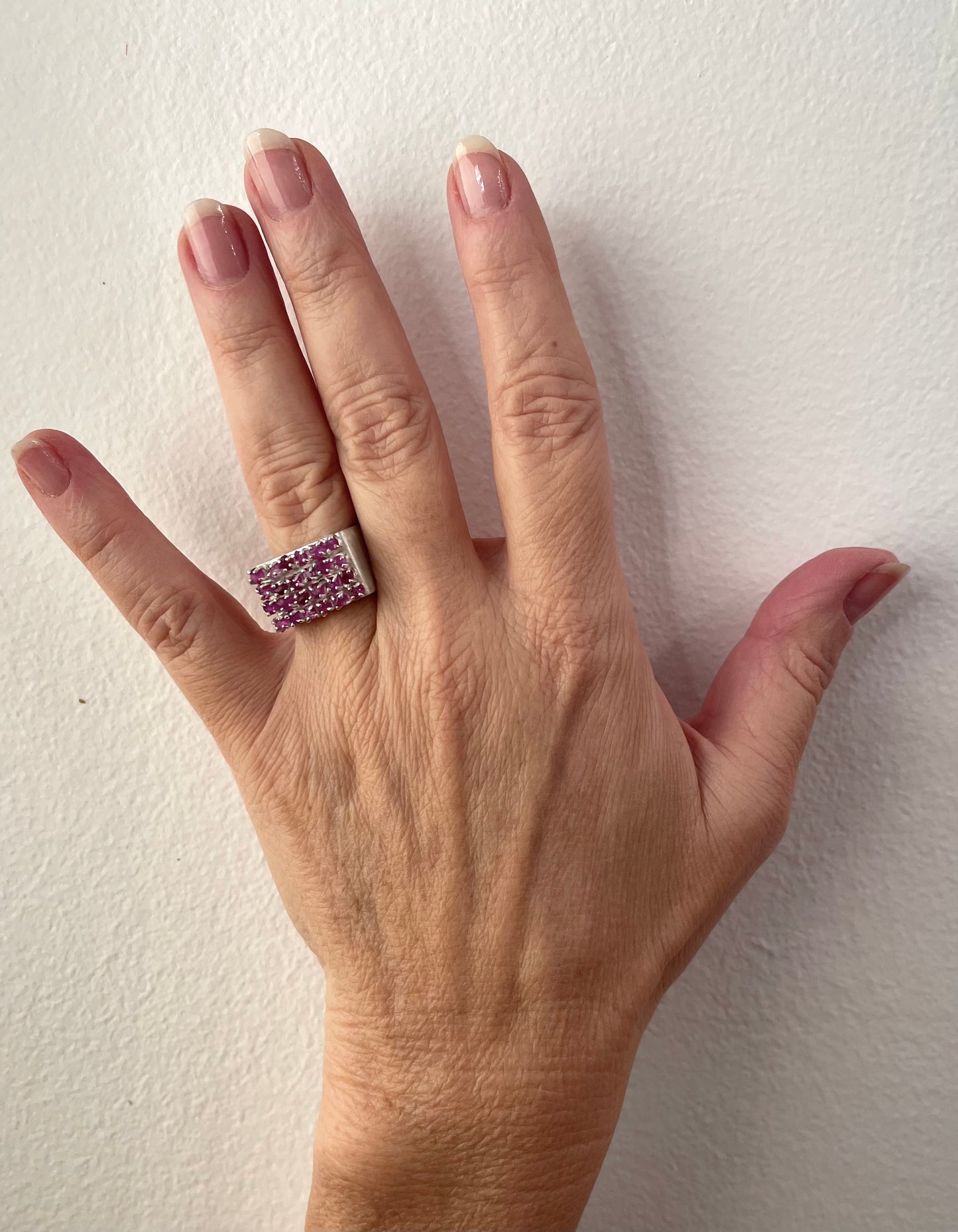 BRISE' Ring Raw Rubies