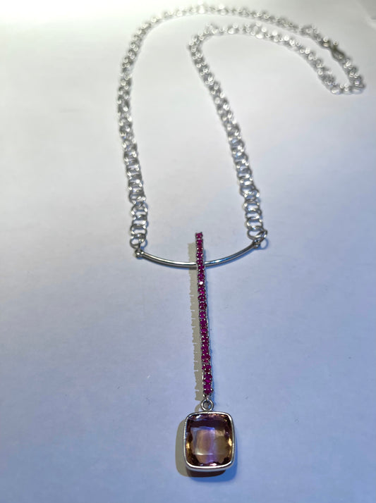 Collana Lunga PLIE’ rubini grezzi e Topazio Fumè