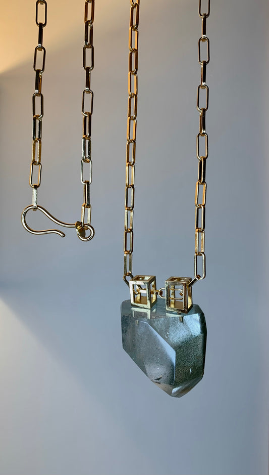 Collana lunga “Lilium” quarzo verde